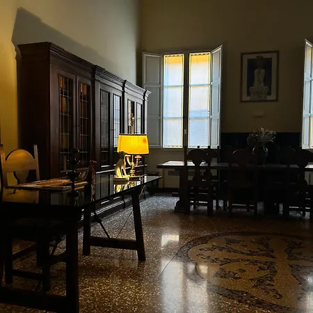 Διαμέρισμα Medieval Art Loft *
