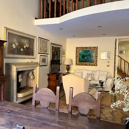Διαμέρισμα Medieval Art Loft Μπολόνια