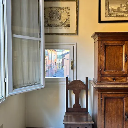 Medieval Art Loft 公寓 *
