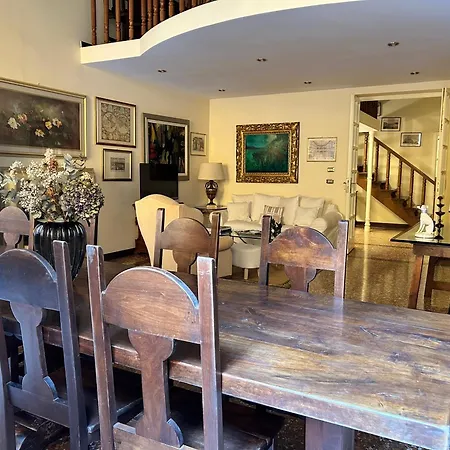 Medieval Art Loft Апартаменты